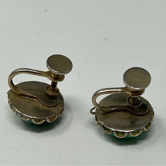 Vintage Faux Green Marble Stone Round Screwback Earrings Silver Tone - Picture 6 of 7